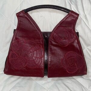 RARE Like new R&Y Augousti Leather Bag floral embroidered Purse